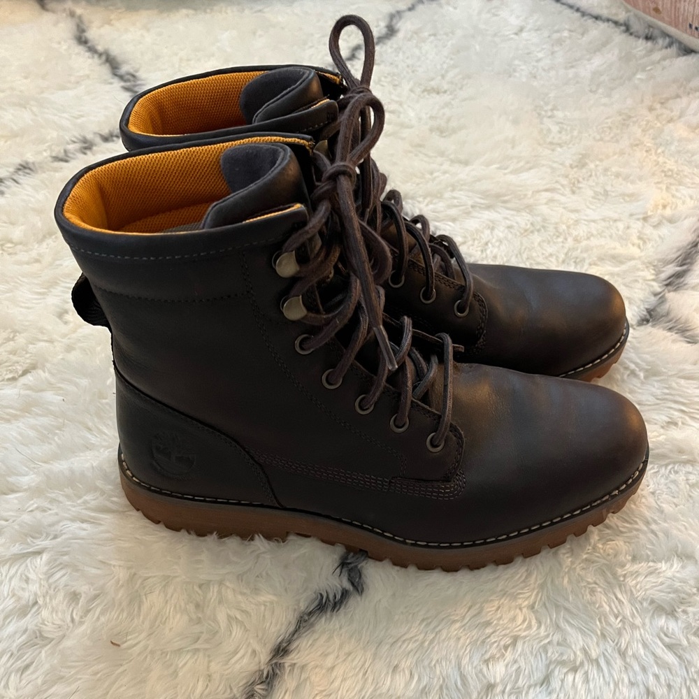Waterproof boots.